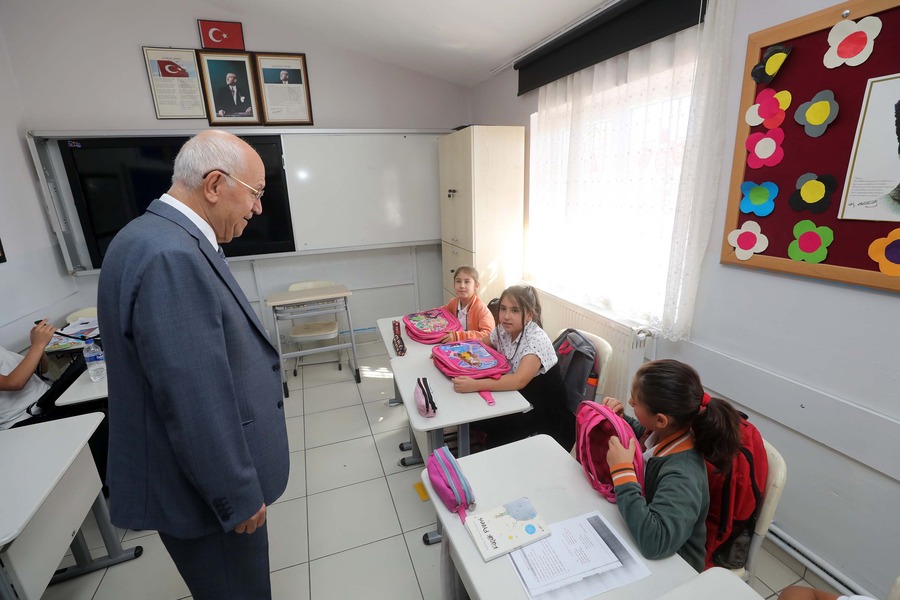Yenimahalle Belediyesi’nden Eğitime Tam Destek