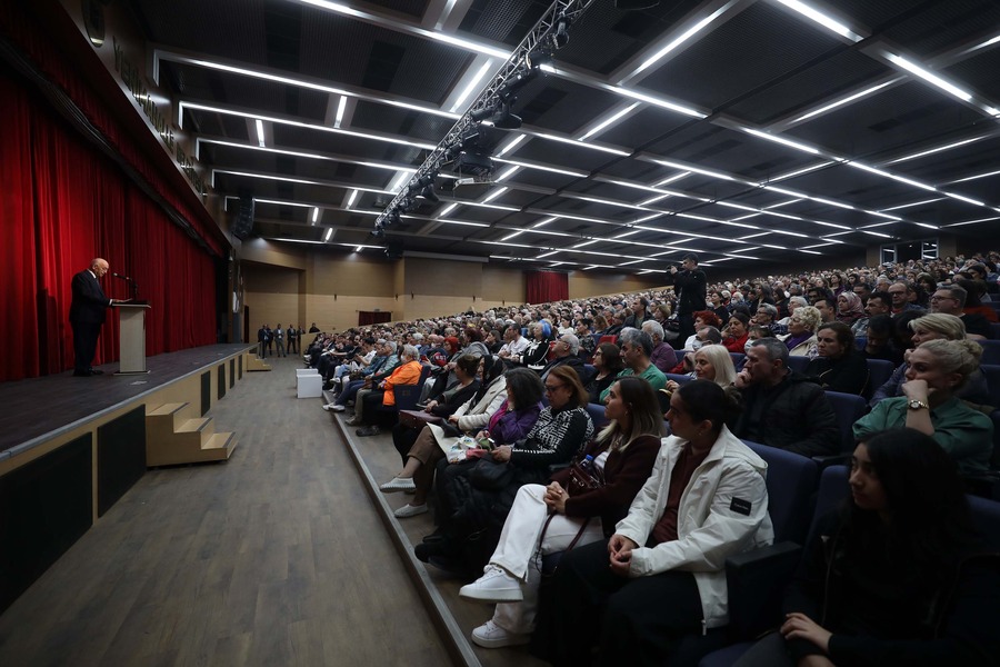 Tiyatro Festivali “Üç Eksi Bir” ile Final Yaptı